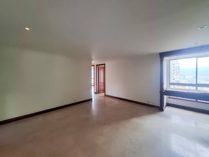 Apartamento de 4 alcobas en venta en Los Balsos, Medellín, 297 m² · foto 7 de 23