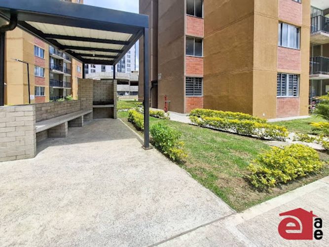 Apartamento de 3 alcobas en venta en Las Garzonas, Rionegro, 55 m² · foto 19 de 20