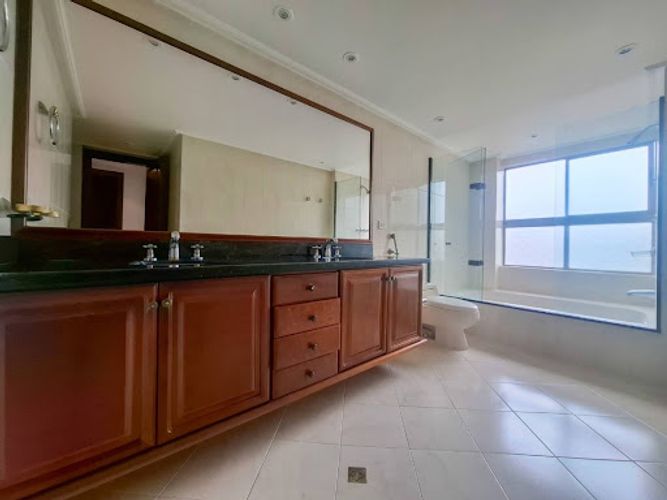 Apartamento de 4 alcobas en venta en Los Balsos, Medellín, 297 m² · foto 20 de 23