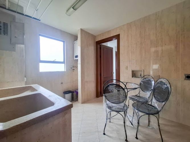 Apartamento de 4 alcobas en venta en Los Balsos, Medellín, 297 m² · foto 21 de 23