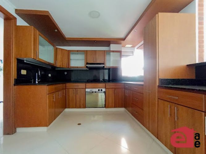 Casa de 3 alcobas en venta en Aves Maria, Sabaneta, 340 m² · foto 2 de 24