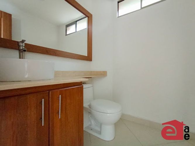Casa de 3 alcobas en venta en Aves Maria, Sabaneta, 340 m² · foto 16 de 24
