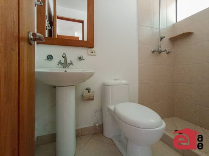 Casa de 3 alcobas en venta en Aves Maria, Sabaneta, 340 m² · foto 17 de 24