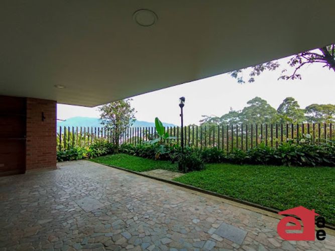 Casa de 3 alcobas en venta en Aves Maria, Sabaneta, 340 m² · foto 24 de 24