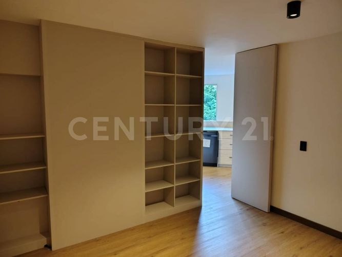Apartamento de 3 alcobas en arriendo en El Poblado, Medellín, 205 m² · foto 7 de 22