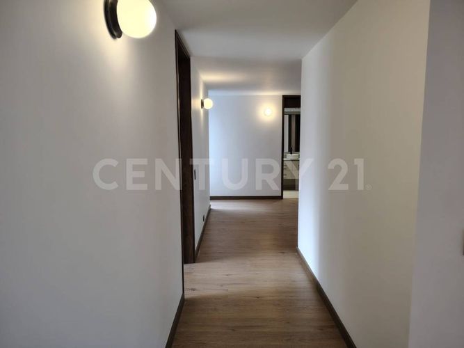 Apartamento de 3 alcobas en arriendo en El Poblado, Medellín, 205 m² · foto 11 de 22