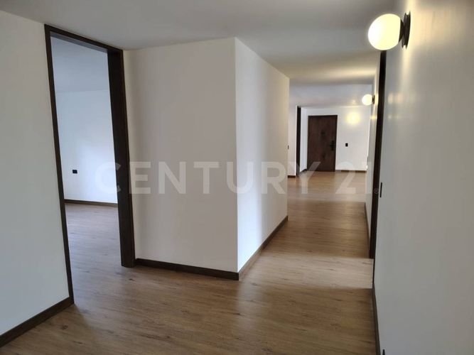 Apartamento de 3 alcobas en arriendo en El Poblado, Medellín, 205 m² · foto 22 de 22
