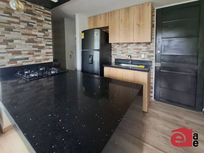 Apartamento de 2 alcobas en venta en El Rosal, Rionegro, 50 m² · foto 2 de 9