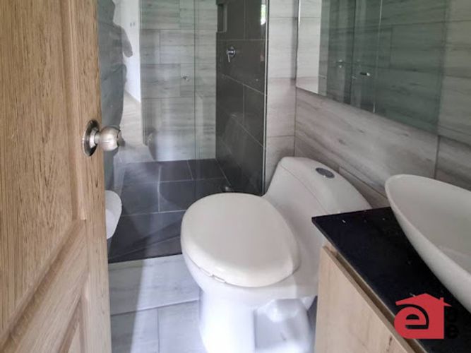 Apartamento de 2 alcobas en venta en El Rosal, Rionegro, 50 m² · foto 7 de 9