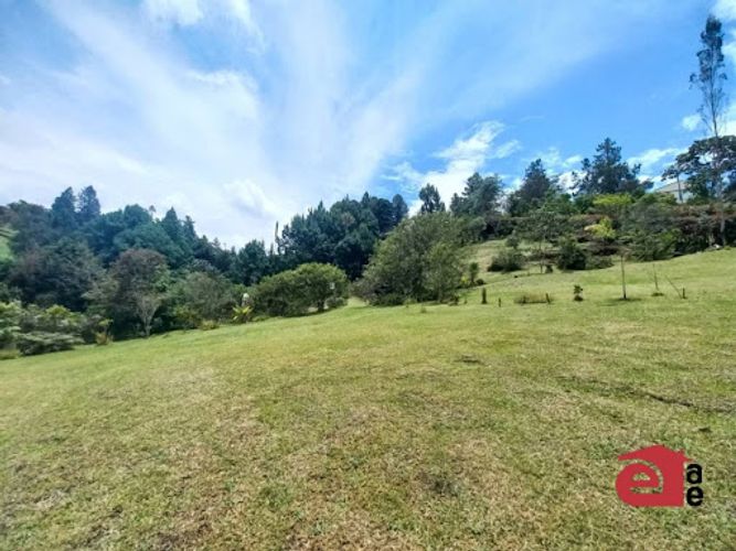 Lote en venta en Pantanillo, El Retiro, 4287 m² · foto 8 de 8