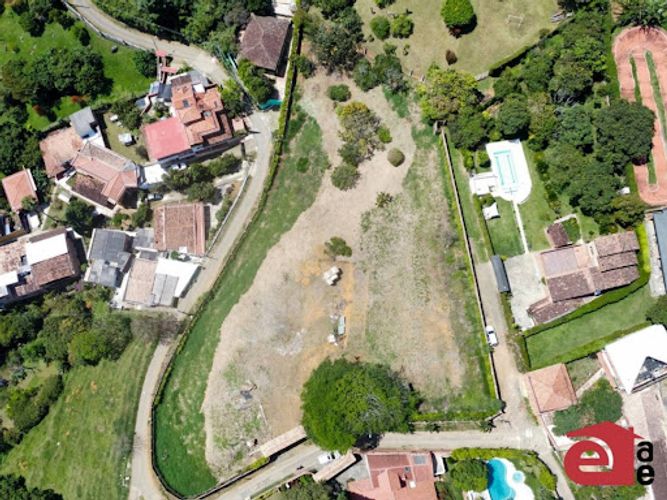 Lote en venta en Copacabana, 5000 m² · foto 4 de 17