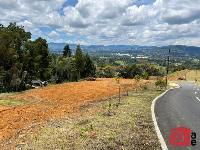 Lote en venta en El Tablazo, Rionegro, 4047 m² · foto 2 de 8