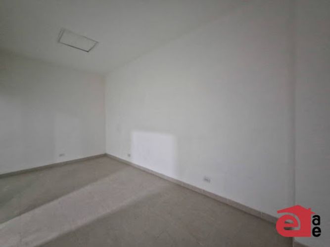 Local en venta en Centro, La Estrella, 30 m² · foto 3 de 5