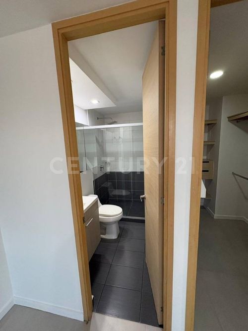 Apartamento de 3 alcobas en arriendo en Vía Las Palmas, Medellín, 117 m² · foto 5 de 14