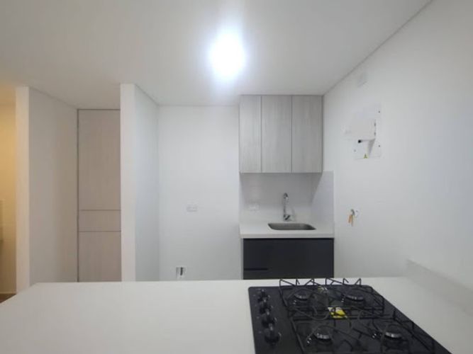 Apartamento de 3 alcobas en venta en La Aldea, Sabaneta, 65 m² · foto 2 de 13