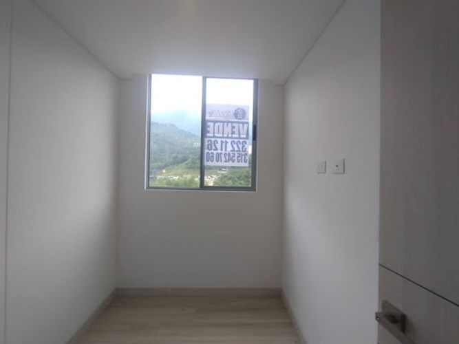 Apartamento de 3 alcobas en venta en La Aldea, Sabaneta, 65 m² · foto 7 de 13