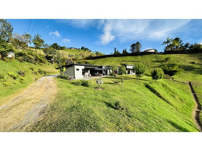 Casa de 3 alcobas en venta en El Portento, El Retiro, 240 m² · foto 18 de 20