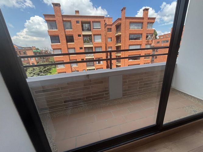 Apartaestudio en venta en Santa Barbara, Bogotá, 44 m² · foto 2 de 11