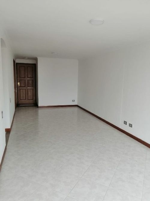 Apartamento de 3 alcobas en arriendo en Belen La Palma, Medellín, 95 m² · foto 10 de 16