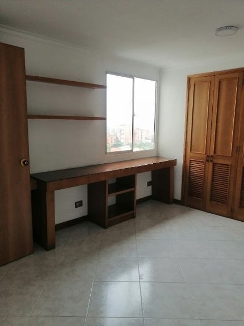 Apartamento de 3 alcobas en arriendo en Belen La Palma, Medellín, 95 m² · foto 12 de 16