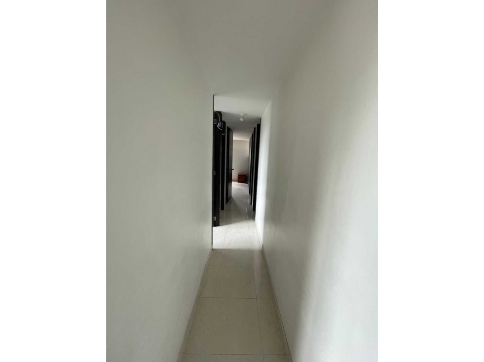 Apartamento en venta en Los Eucaliptos, Manizales · foto 8 de 22