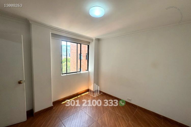 Apartamento de 3 alcobas en arriendo en Conquistadores, Medellín, 150 m² · foto 23 de 24