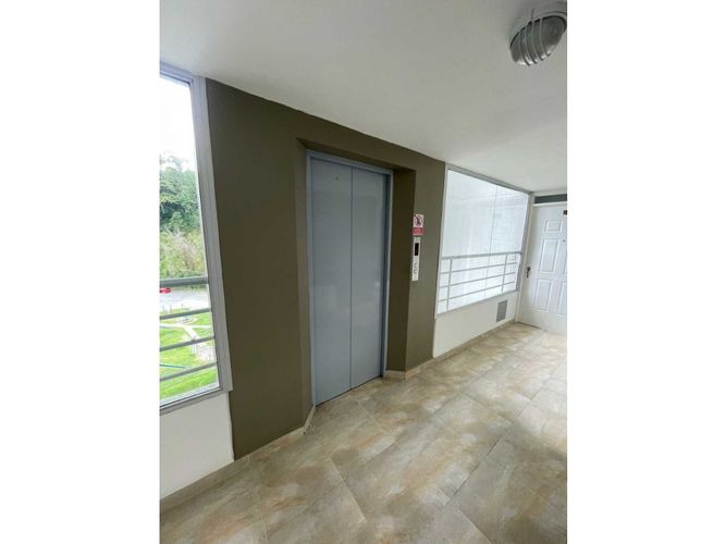 Apartamento en venta en Los Eucaliptos, Manizales · foto 20 de 22