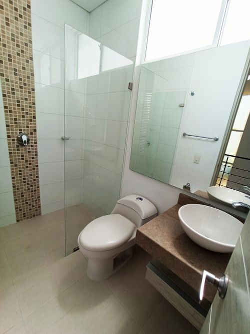Casa de 3 alcobas en venta en Ricaurte, 150 m² · foto 20 de 24