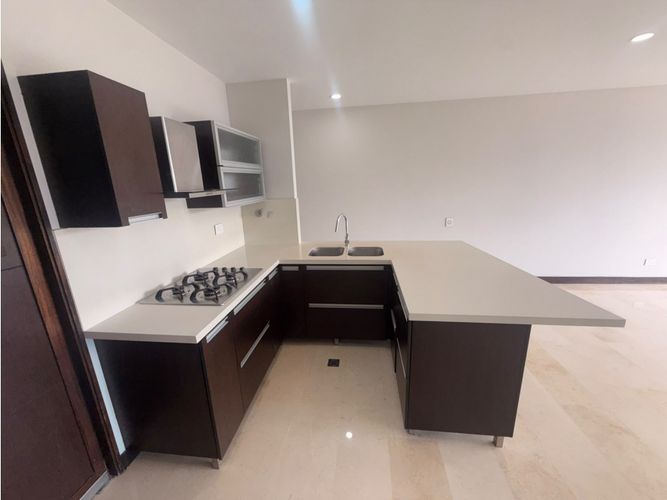 Apartamento de 2 alcobas en arriendo en Aves Maria, Sabaneta, 108 m² · foto 2 de 18