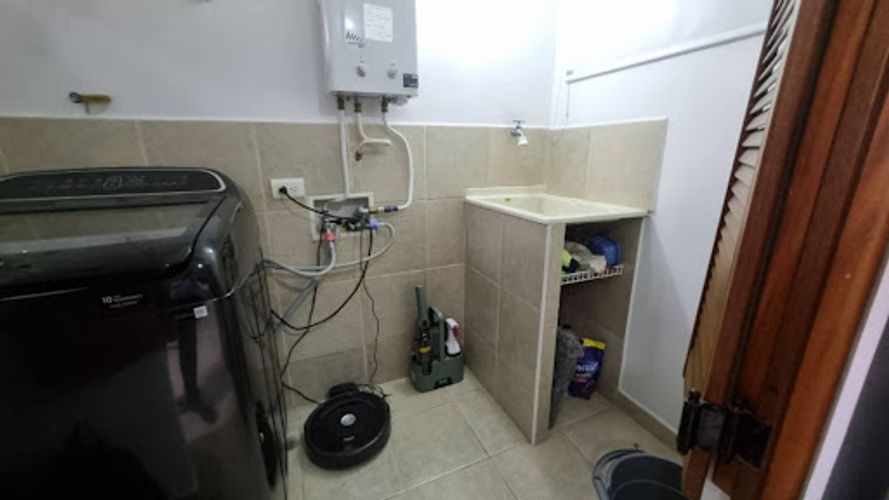 Apartamento de 2 alcobas en arriendo en Transversal Inferior, Medellín, 78 m² · foto 6 de 18