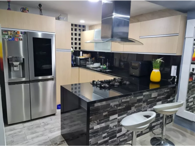 Casa de 2 alcobas en venta en El Castillo, Jamundí, 134 m² · foto 2 de 23