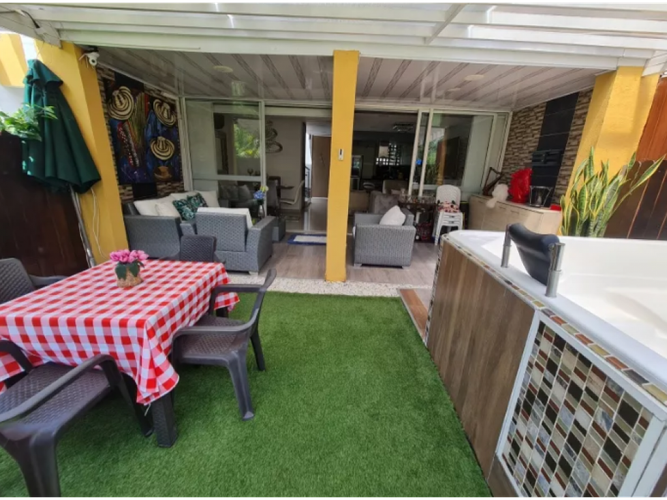 Casa de 2 alcobas en venta en El Castillo, Jamundí, 134 m² · foto 14 de 23