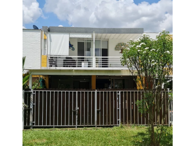 Casa de 2 alcobas en venta en El Castillo, Jamundí, 134 m² · foto 18 de 23