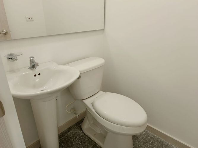 Local en arriendo en Estadio, Medellín, 32 m² · foto 12 de 14