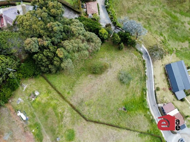 Lote en venta en Loma Del Escobero, Envigado, 2650 m² · foto 7 de 9