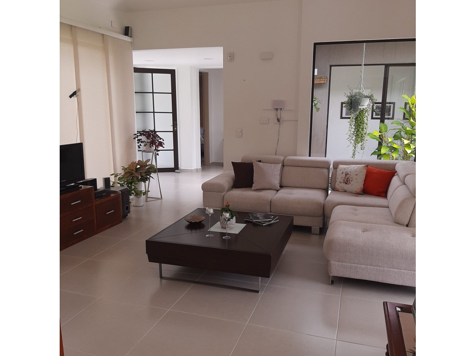 Casa en venta en Combia, Pereira · foto 2 de 24
