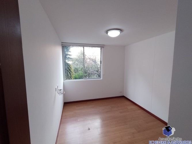 Apartamento de 3 alcobas en arriendo en Loma De Las Brujas, Envigado, 115 m² · foto 7 de 11