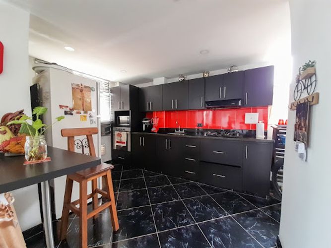 Apartamento de 3 alcobas en venta en El Dorado, Envigado, 71 m² · foto 3 de 8