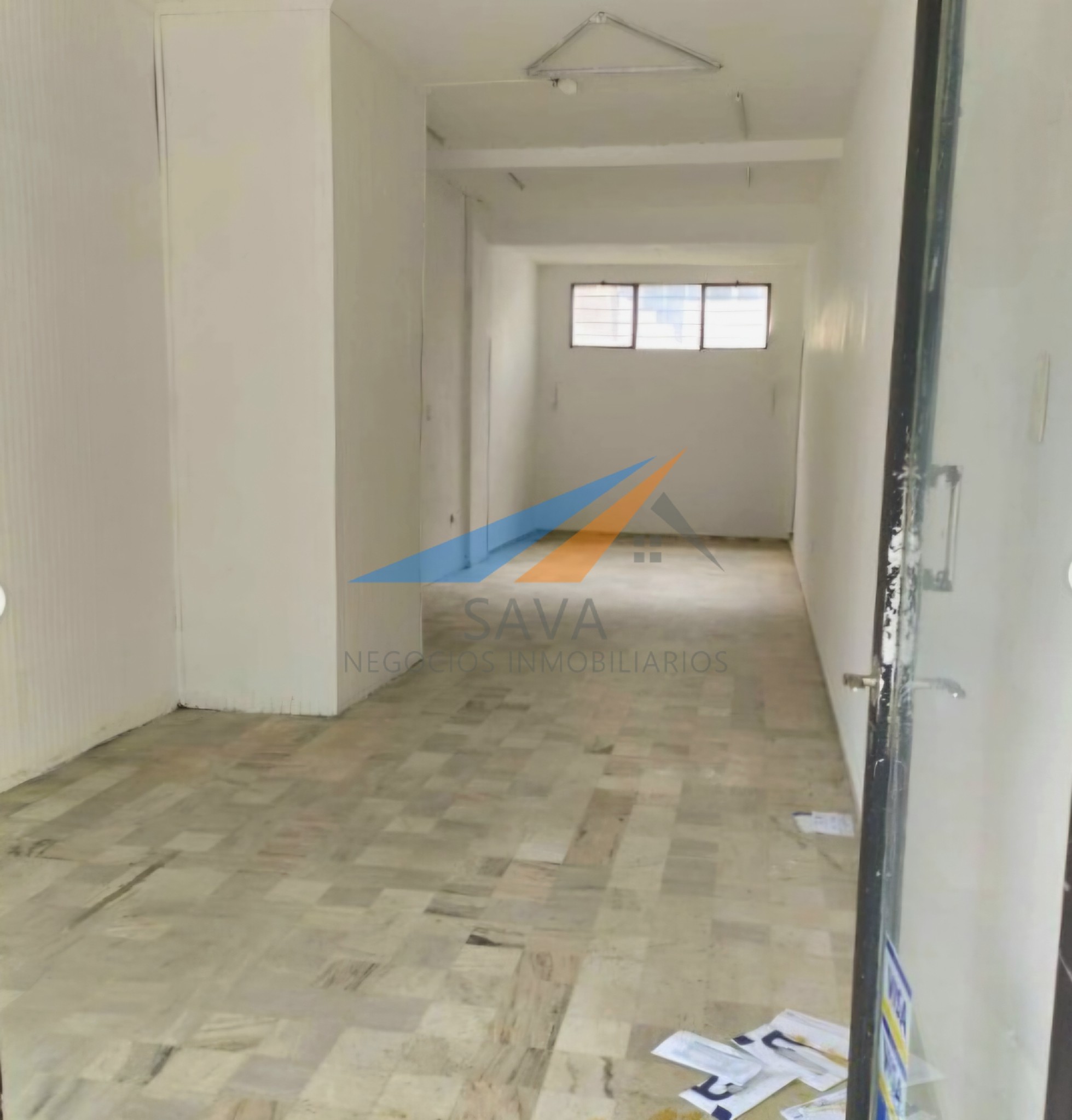 Alquiler Local Comercial 42M² en Cordón!