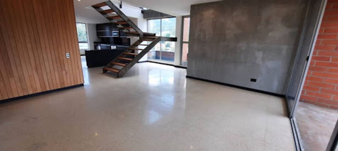 Apartamento de 2 alcobas en arriendo en San Lucas, Medellín, 130 m² · foto 16 de 24