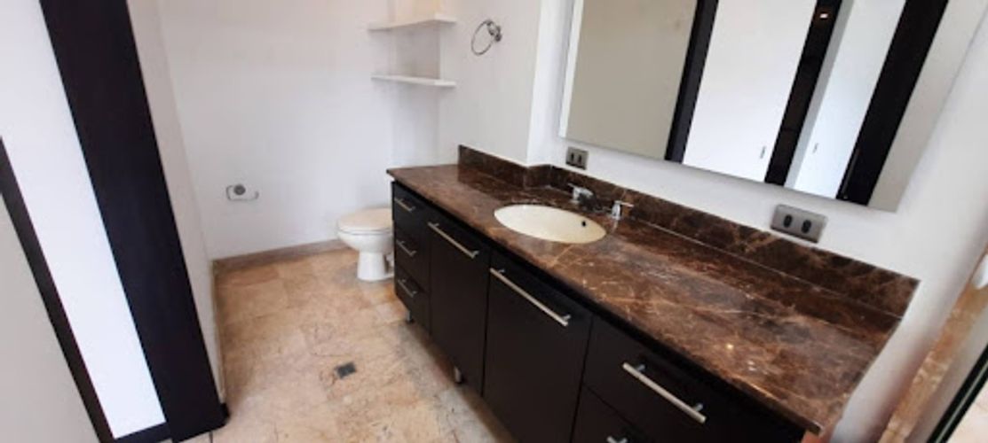Apartamento de 2 alcobas en arriendo en San Lucas, Medellín, 130 m² · foto 22 de 24