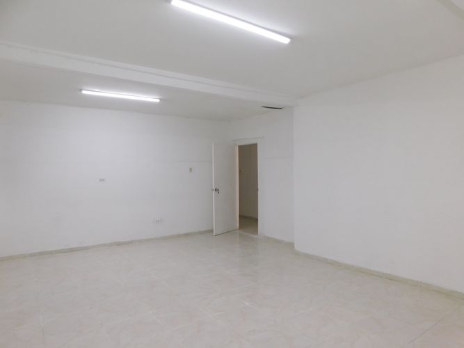 Local en venta en Alcibia, Cartagena, 404 m² · foto 6 de 17
