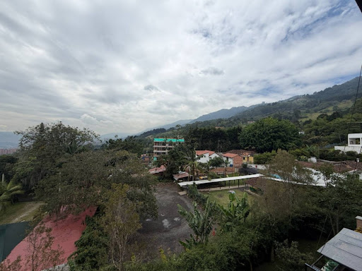 Apartamento en arriendo en Loma Del Escobero, Envigado · foto 16 de 16