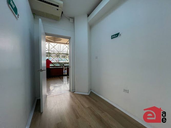 Local en arriendo en Terminal De Transporte, Medellín, 26 m² · foto 3 de 7
