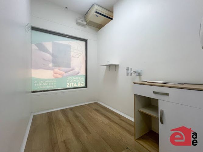 Local en arriendo en Terminal De Transporte, Medellín, 26 m² · foto 6 de 7