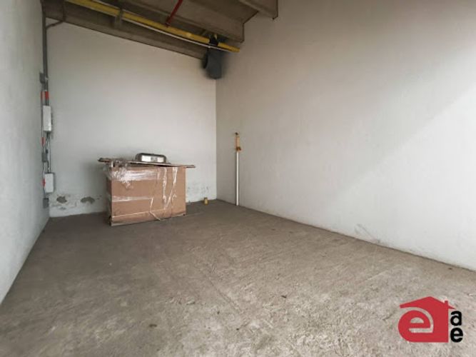 Local en arriendo en Boston, Medellín, 21 m² · foto 2 de 4