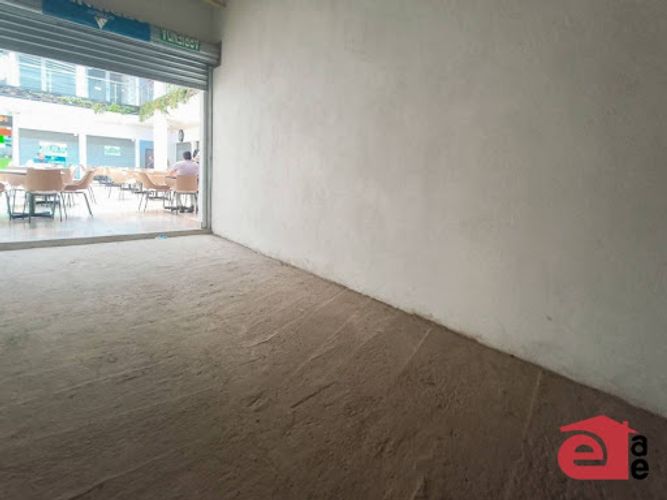 Local en arriendo en Boston, Medellín, 15 m² · foto 2 de 5