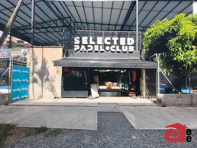 Local en arriendo en Los Colores, Medellín, 14 m² · foto 4 de 4