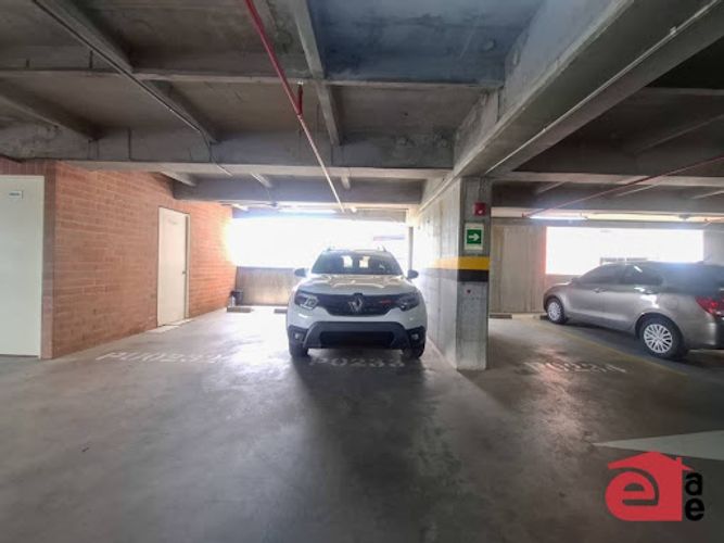 Apartamento de 3 alcobas en arriendo en Loma De San Jose, Sabaneta, 104 m² · foto 16 de 18