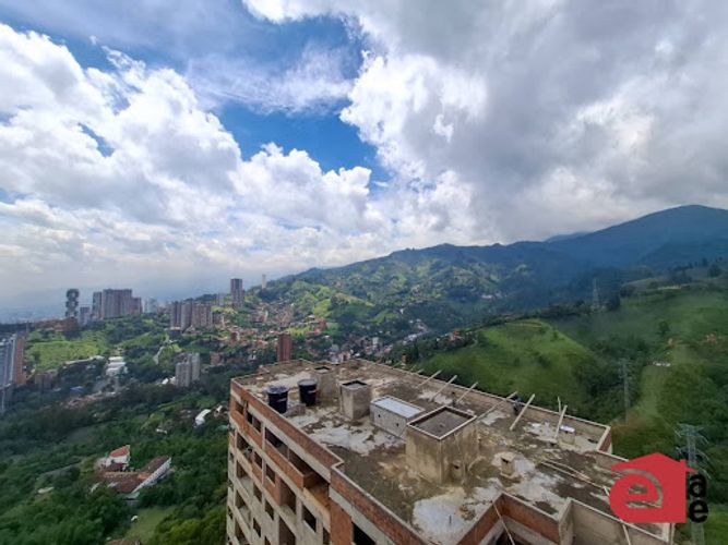 Apartamento de 3 alcobas en arriendo en Loma De San Jose, Sabaneta, 104 m² · foto 17 de 18